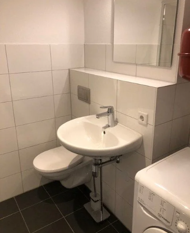 Image 2 of 14