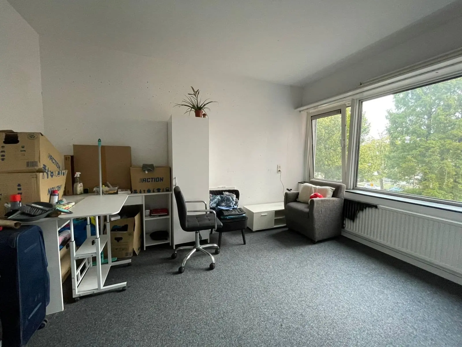 Image 5 of 6
