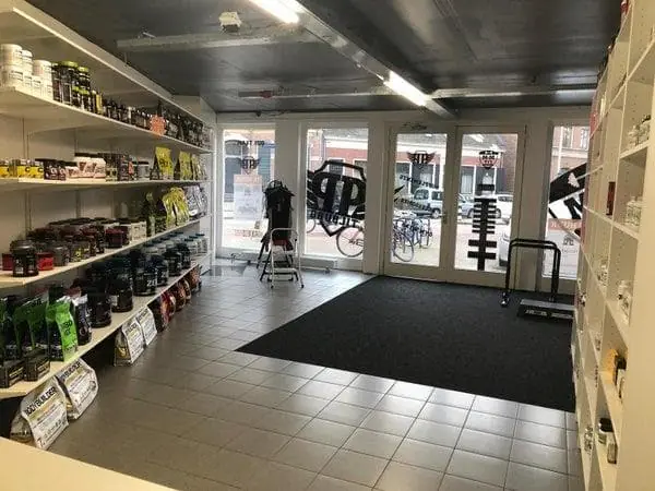 Image 4 of 8
