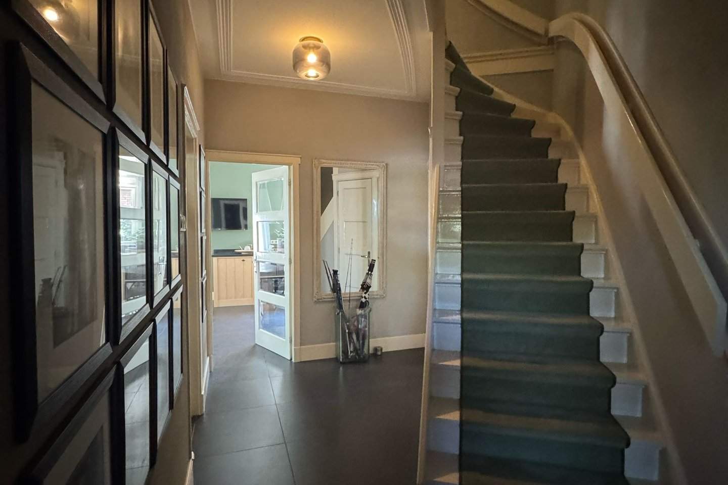 Image 3 of 12