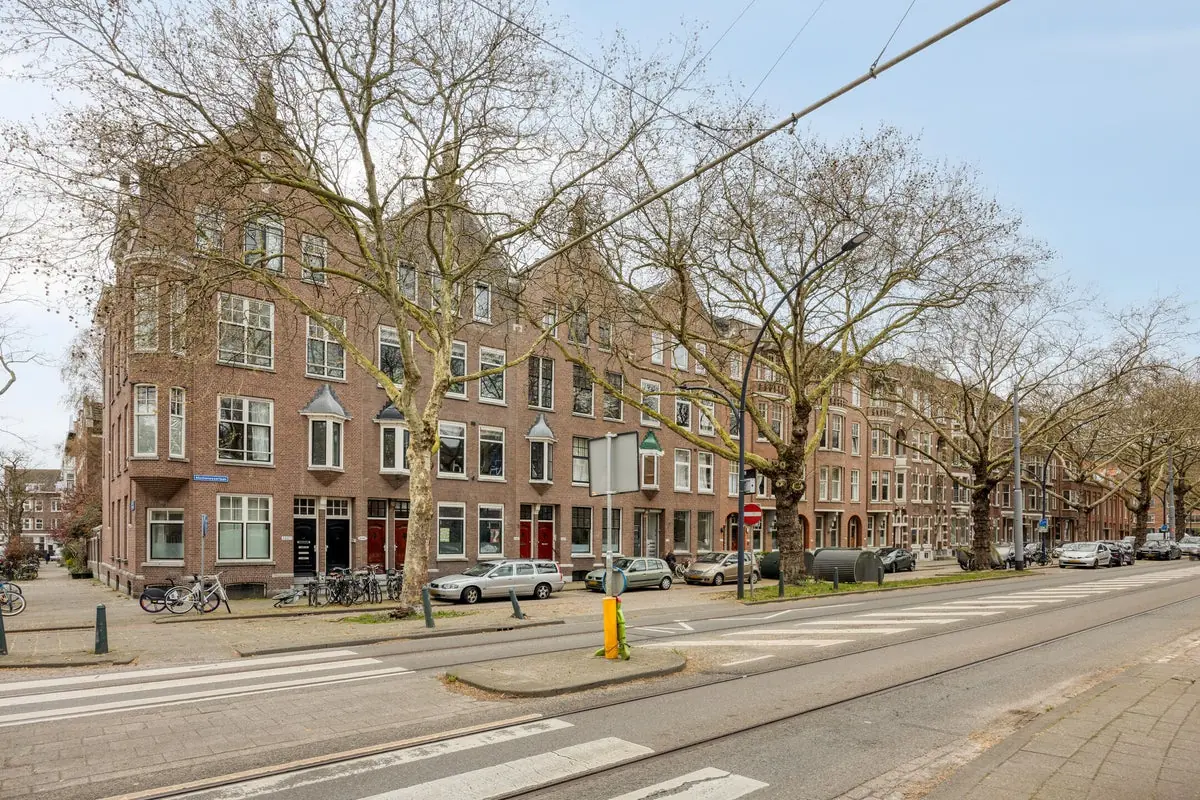 Image 22 of 25