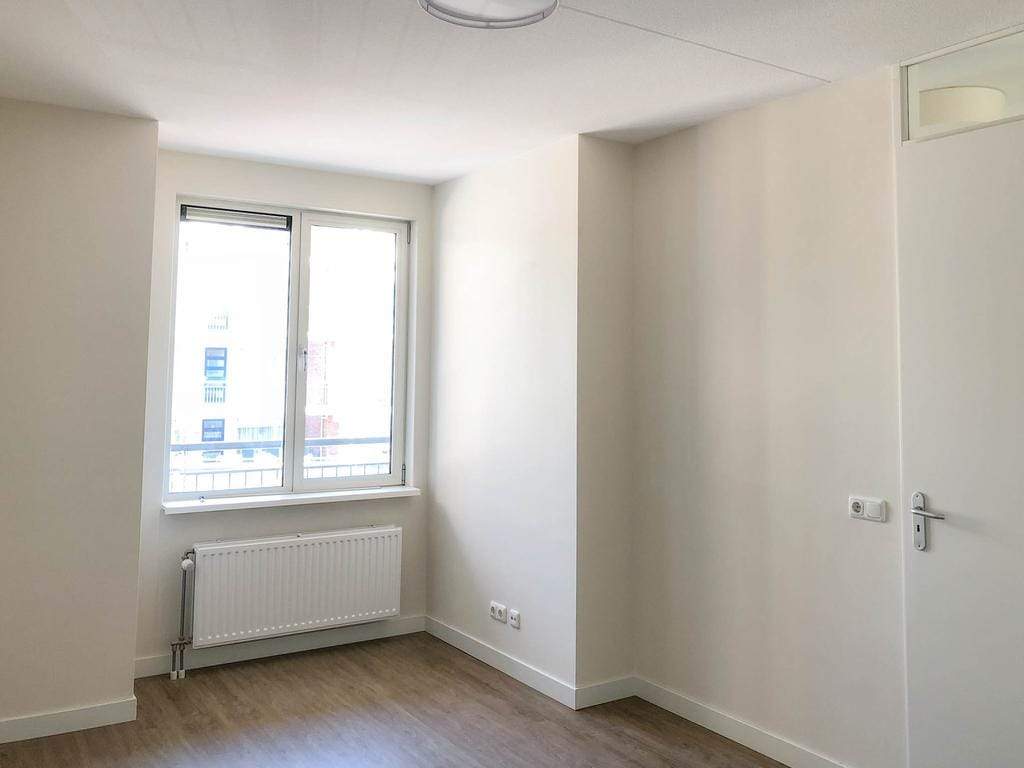 Image 15 of 22
