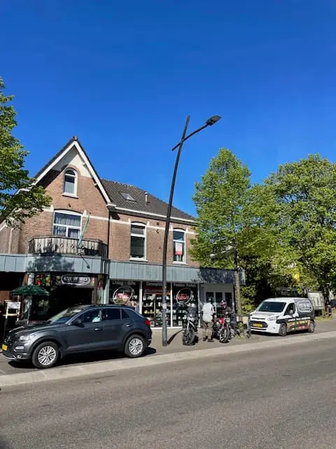 Afbeelding 1 van 8