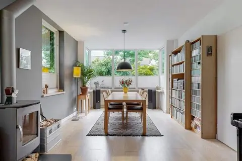 Möbliertes Eckhaus, Wetering, Bergen (NH) - Zu vermieten