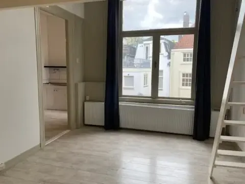 Studio Oudezijds Voorburgwal, Amsterdam - For Rent