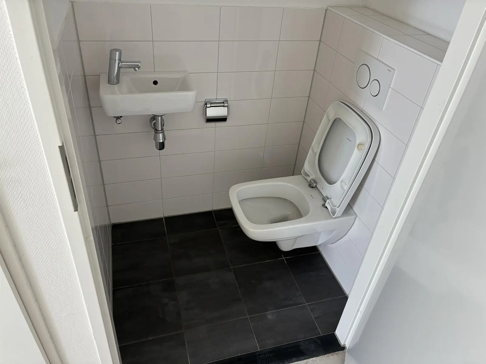 Image 15 of 15