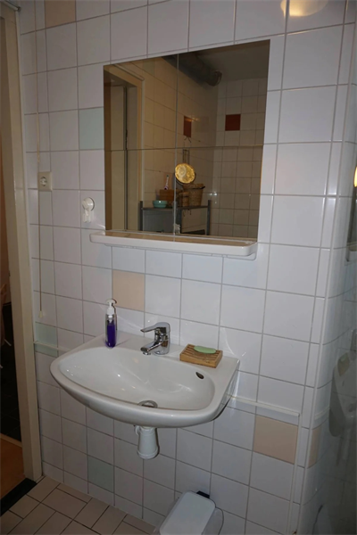 Image 10 of 13