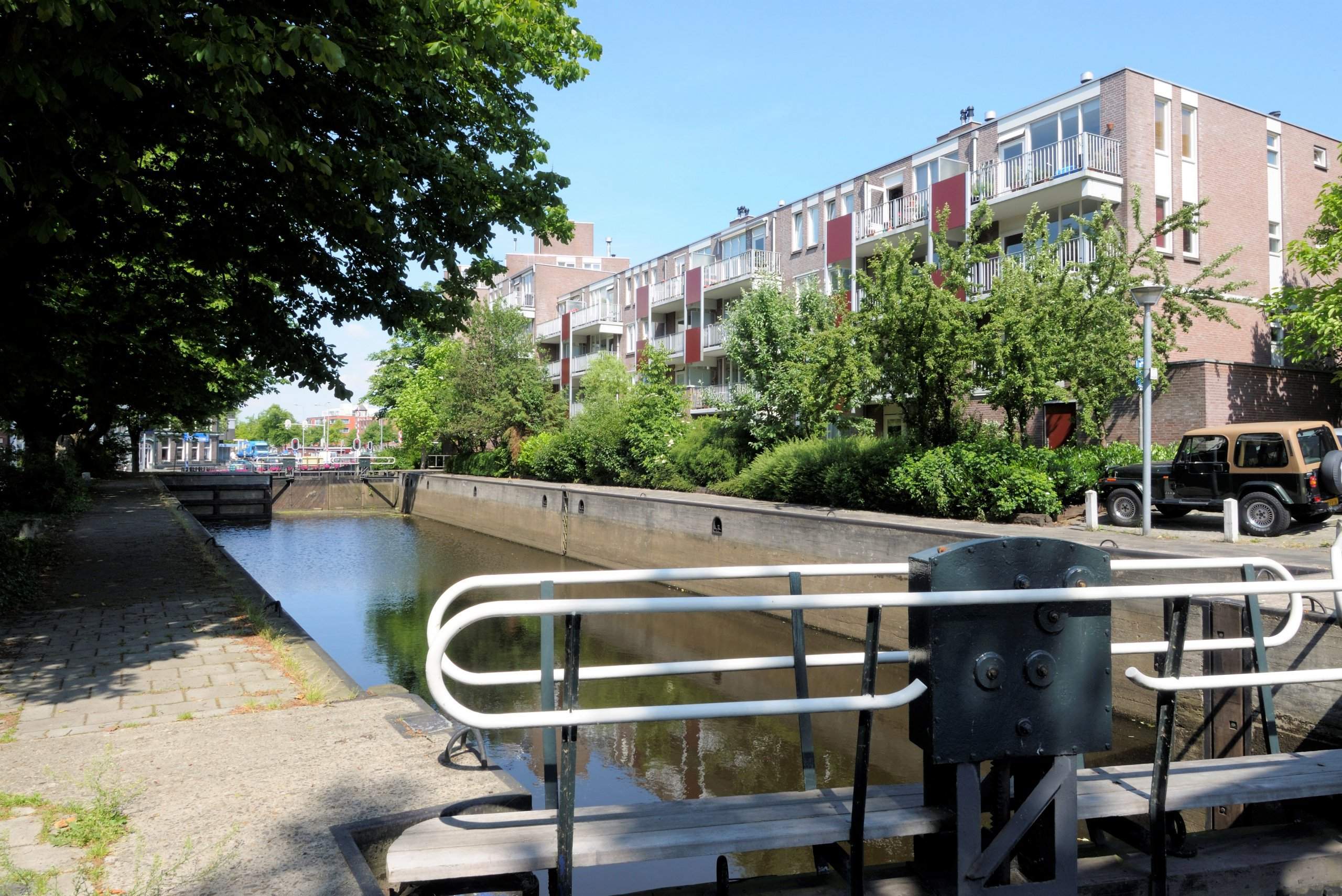 Afbeelding 1 van 21