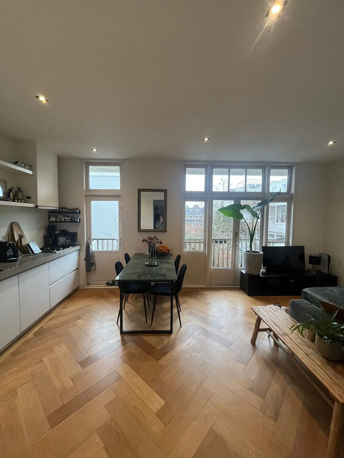 Image 1 of 10