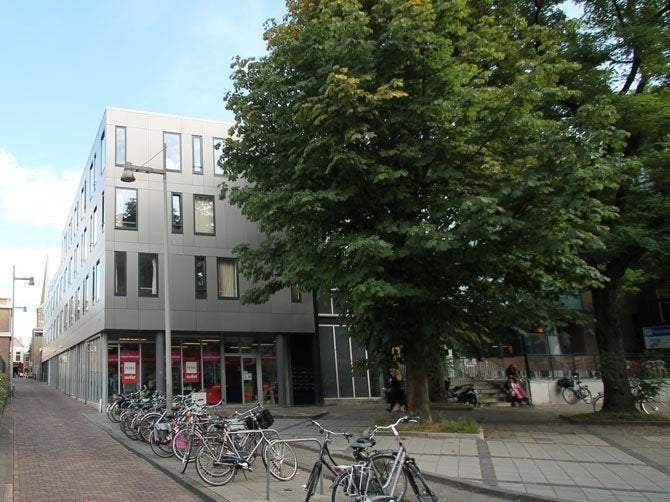 Afbeelding 1 van 6