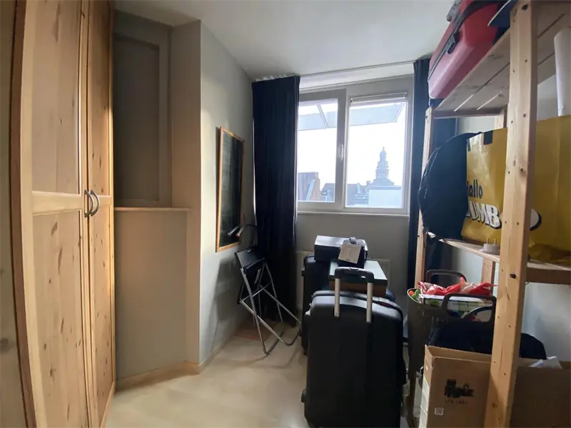 Image 11 of 13