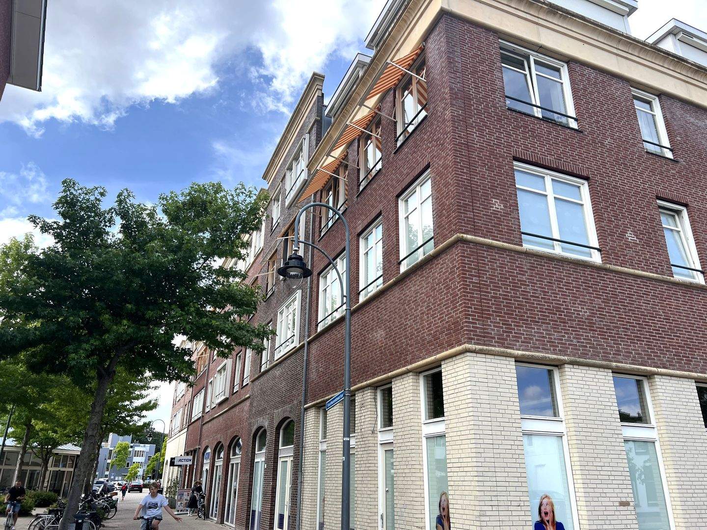 Afbeelding 2 van 12