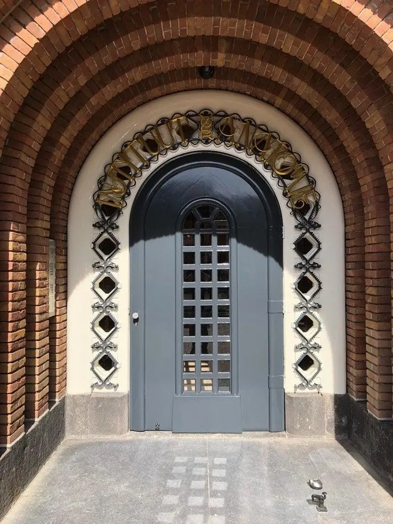 Image 2 of 14