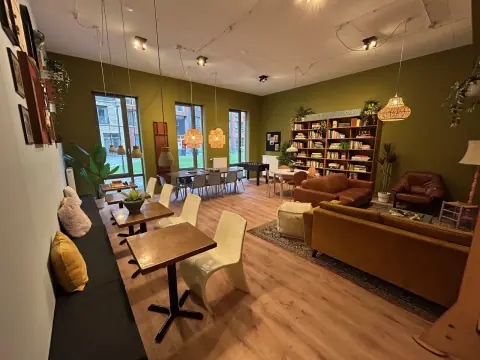 Room Omegaplantsoen 744, Leiden - For Rent