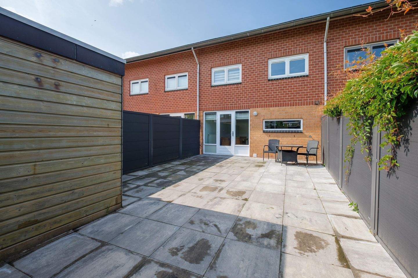 Image 10 of 24