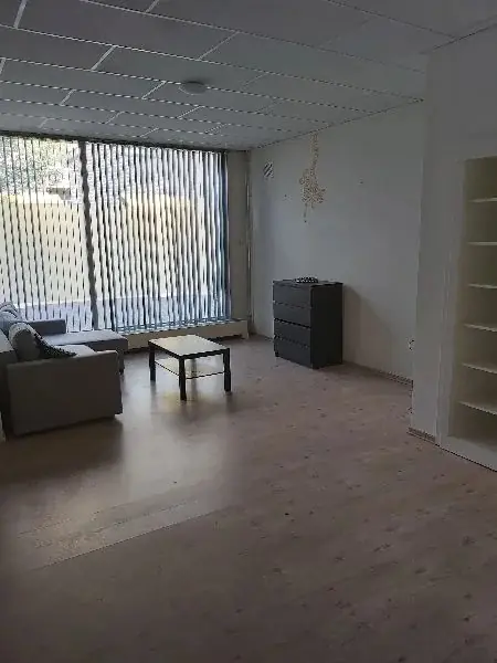 Image 7 of 7
