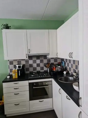 Chambre meublée dans appartement 3 pièces, Haagwinde, Capelle aan den IJssel - À louer
