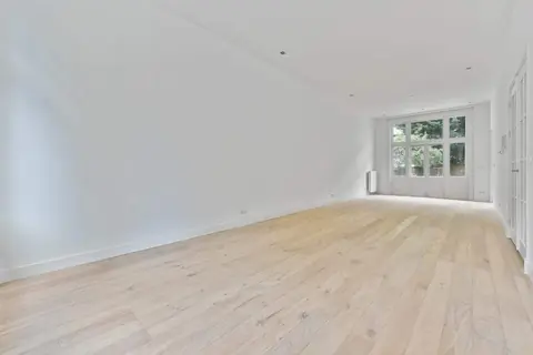 Unfurnished Apartment Frans van Mierisstraat 77-H, Amsterdam Old-South - For Rent