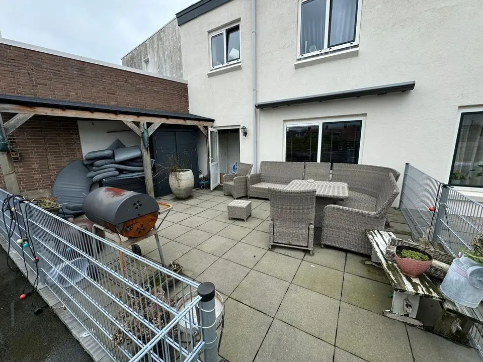 Image 11 of 22