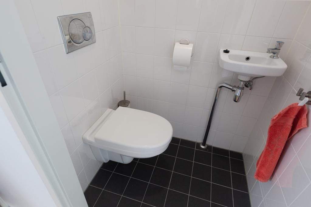 Image 12 of 28