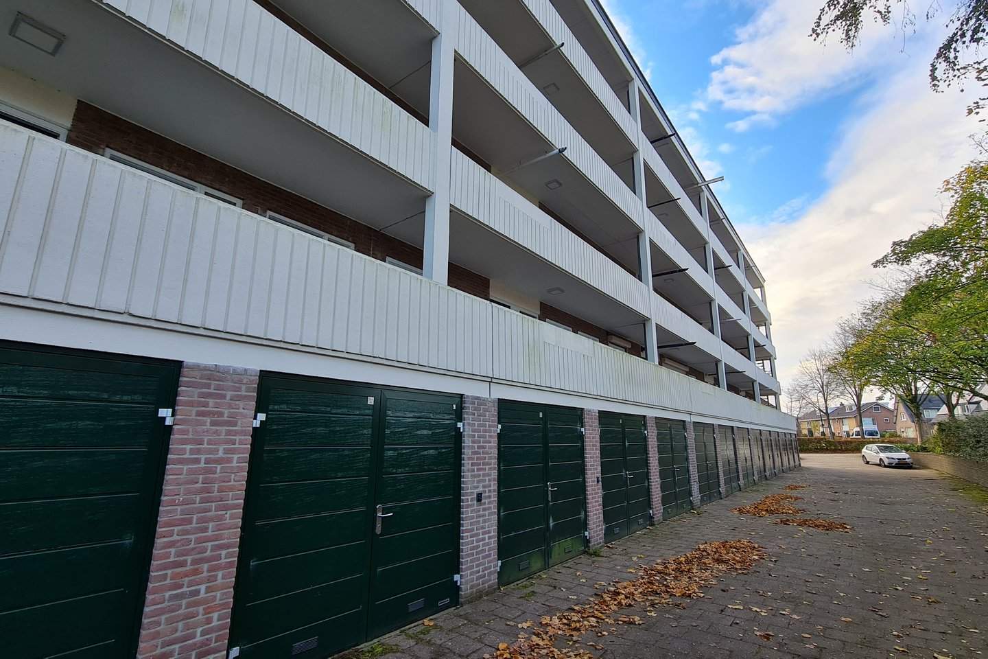 Bild 1 von 6