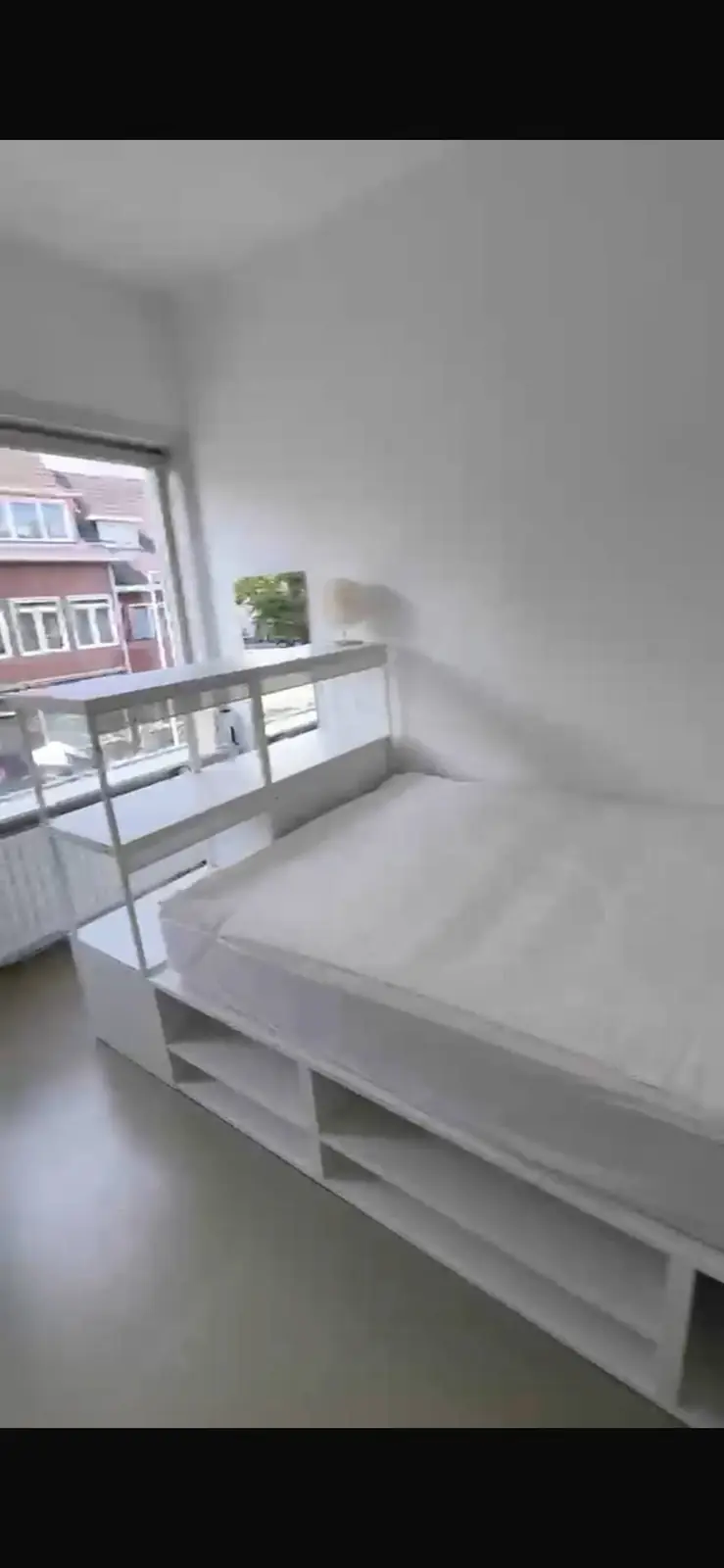 Afbeelding 1 van 4