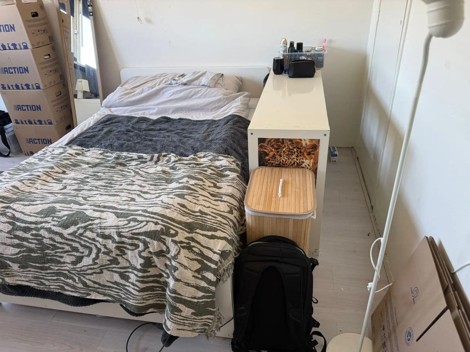 Image 3 of 5