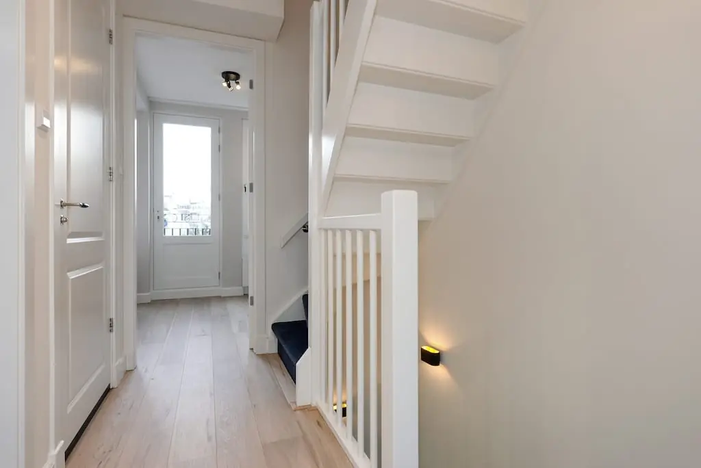 Image 19 of 24