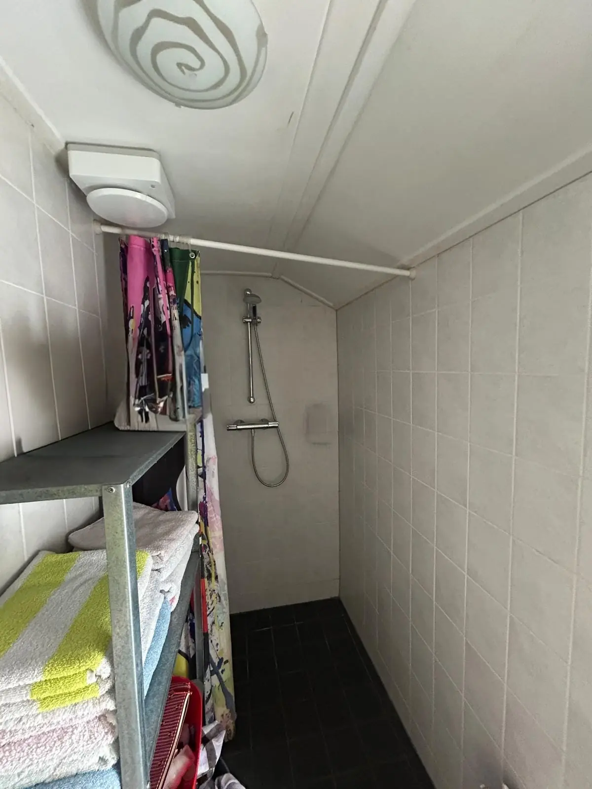 Image 4 of 5