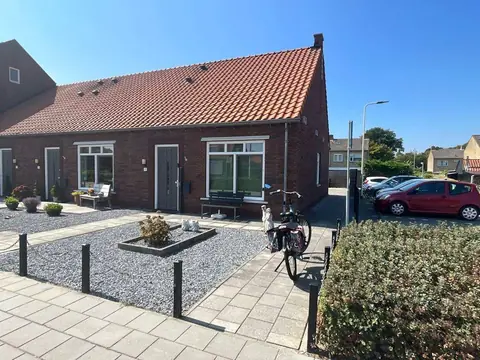 NOM Senior Home Oosterweg 11, Ouddorp - For Rent