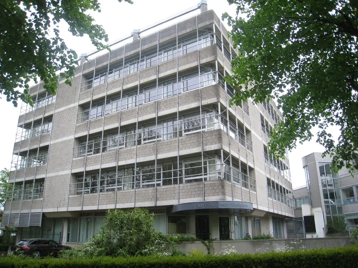 Image 1 of 6