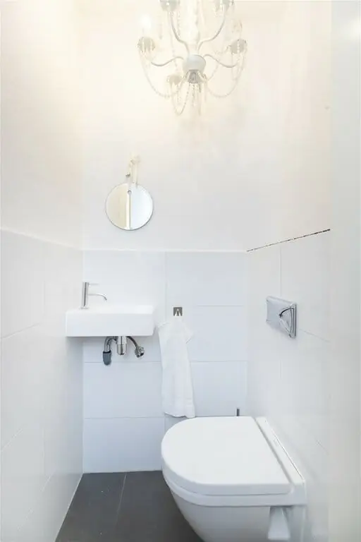 Image 12 of 22