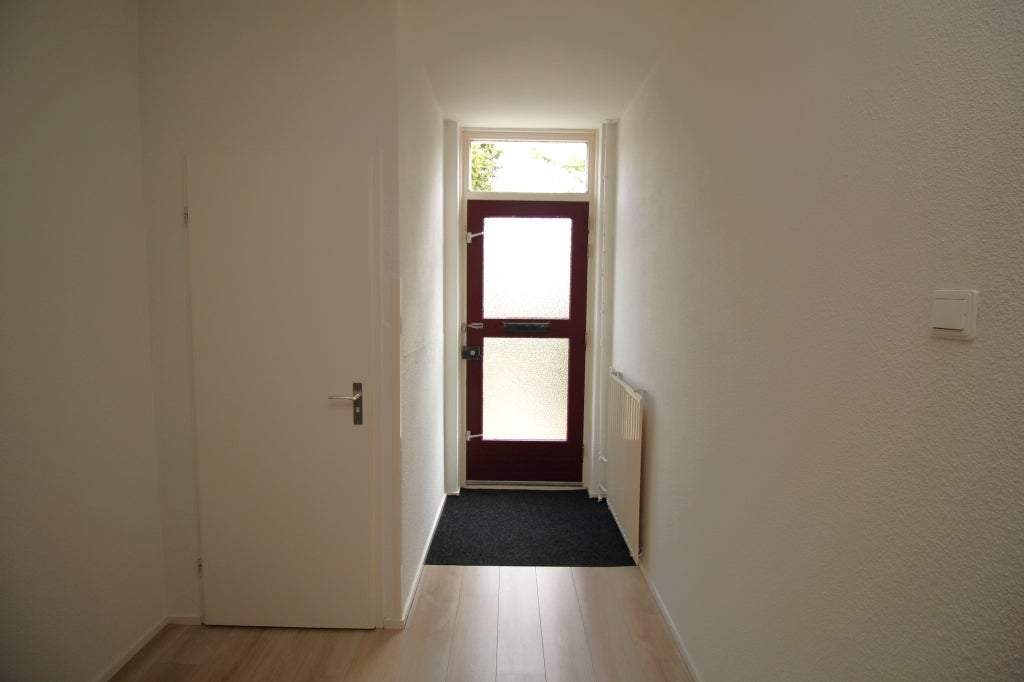 Image 2 sur 23