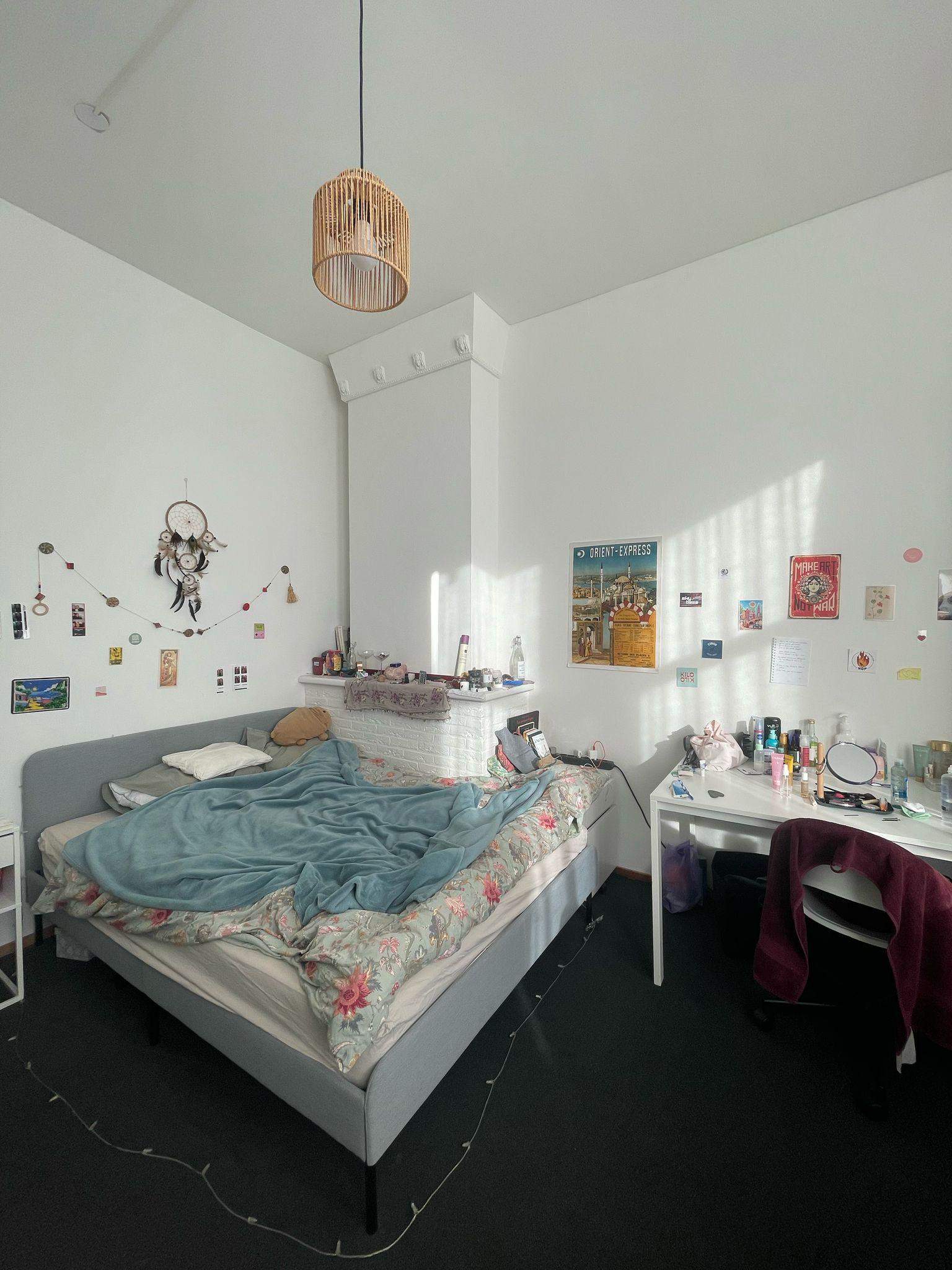 Image 1 of 9