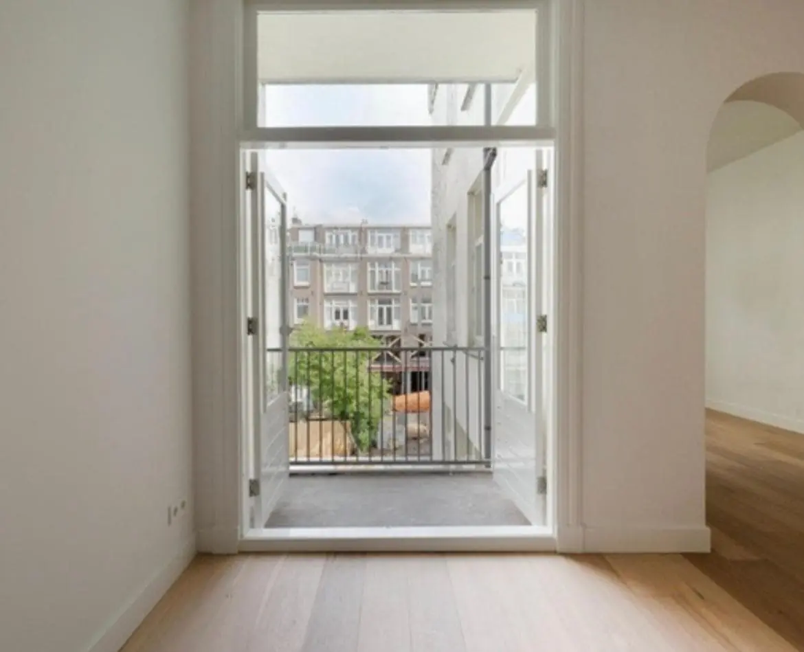 Room Ruysdaelstraat, Amsterdam - For Rent
