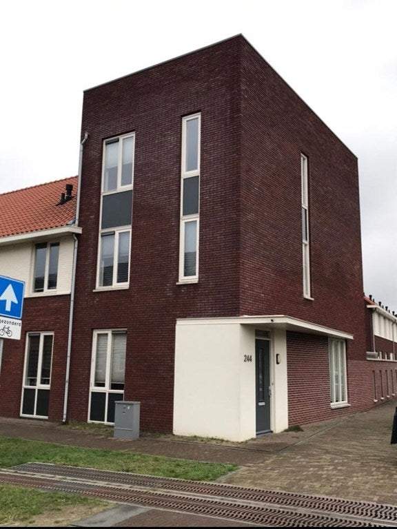 Afbeelding 1 van 24