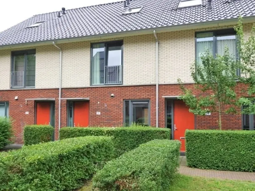 Image 1 of 2