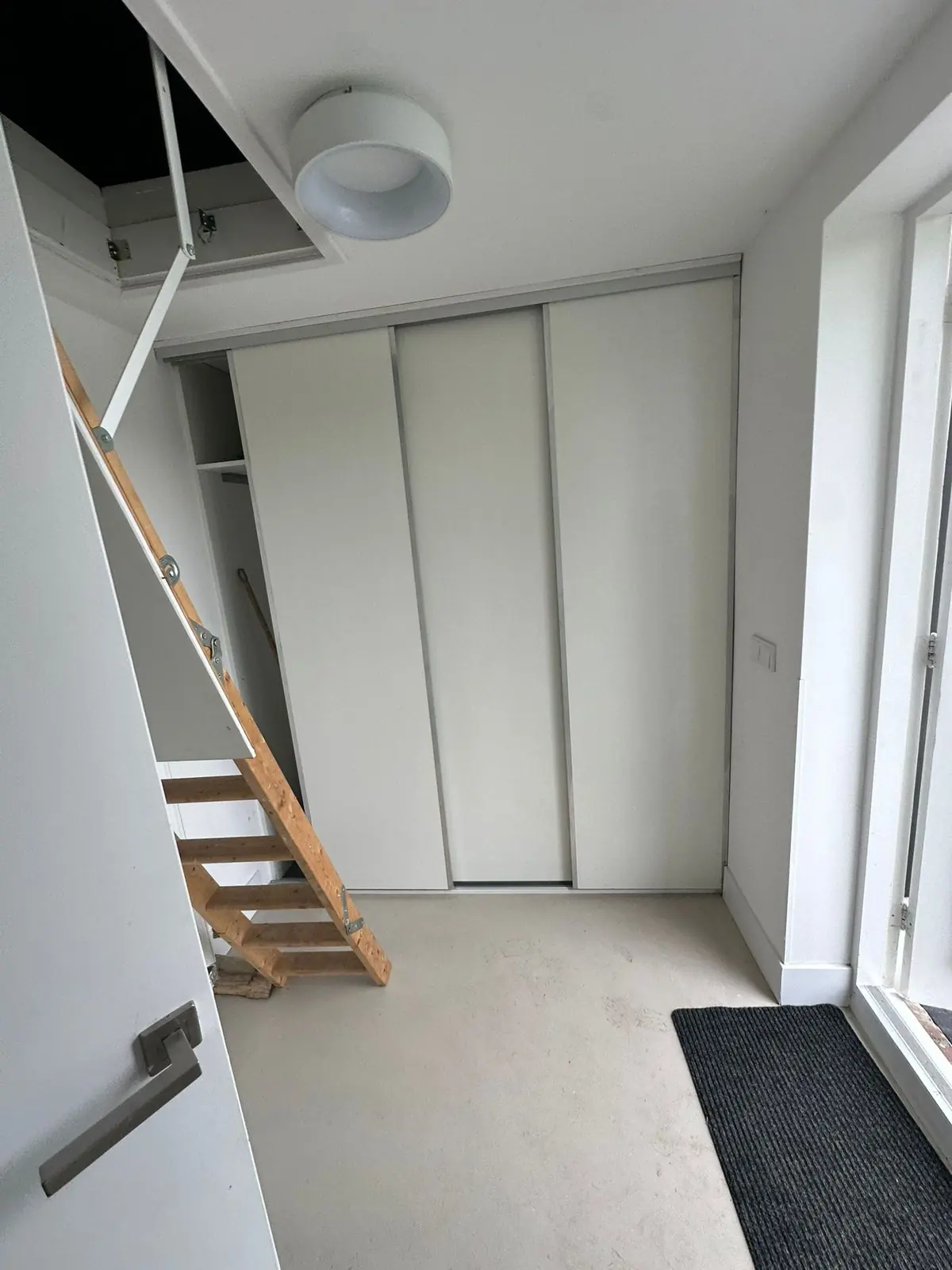 Image 13 of 16