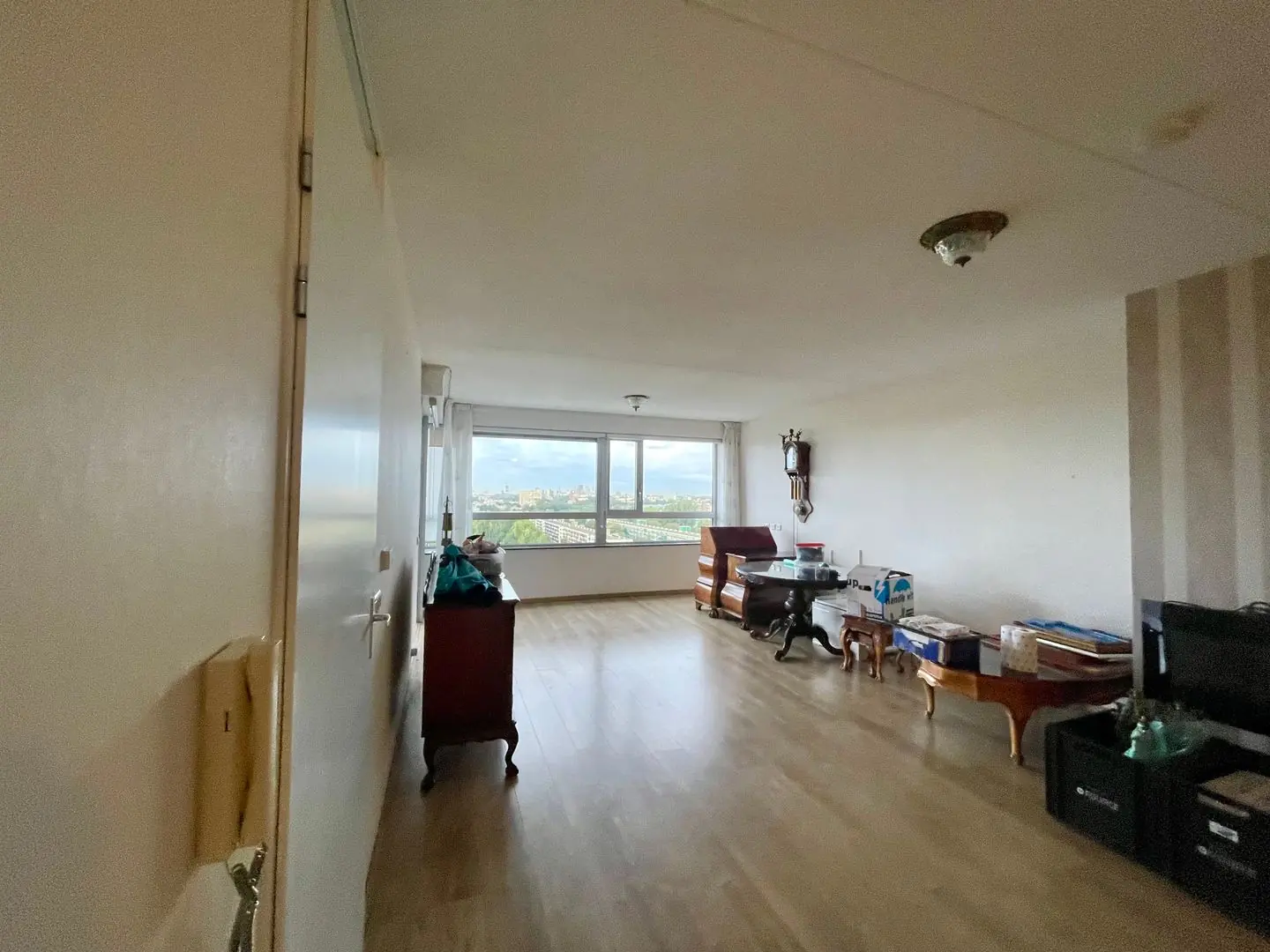 Image 10 of 12