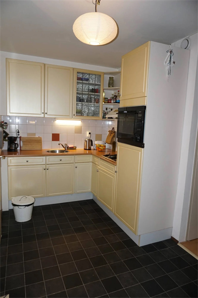Image 4 of 13