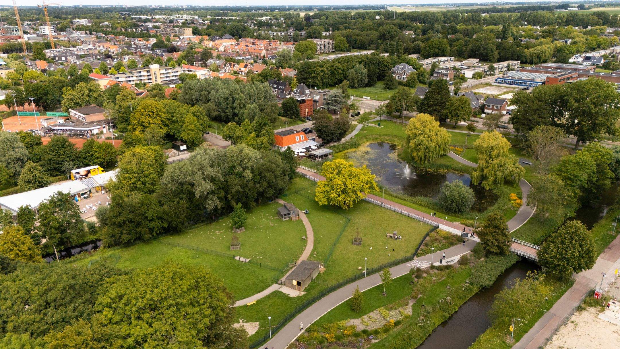 Afbeelding 3 van 24