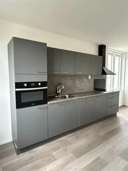 Image 2 of 14