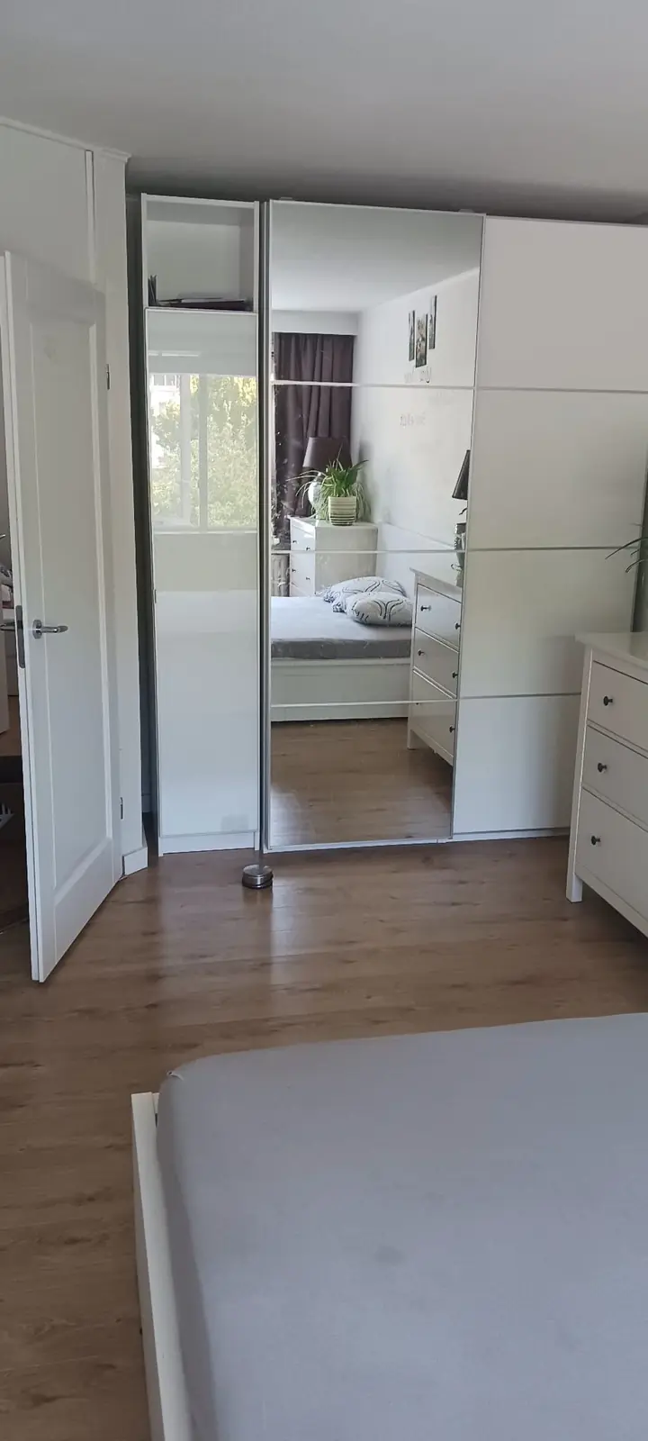 Afbeelding 1 van 2