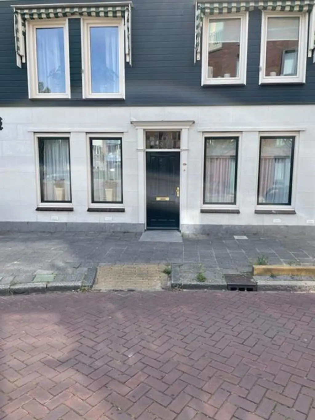 Image 1 of 10