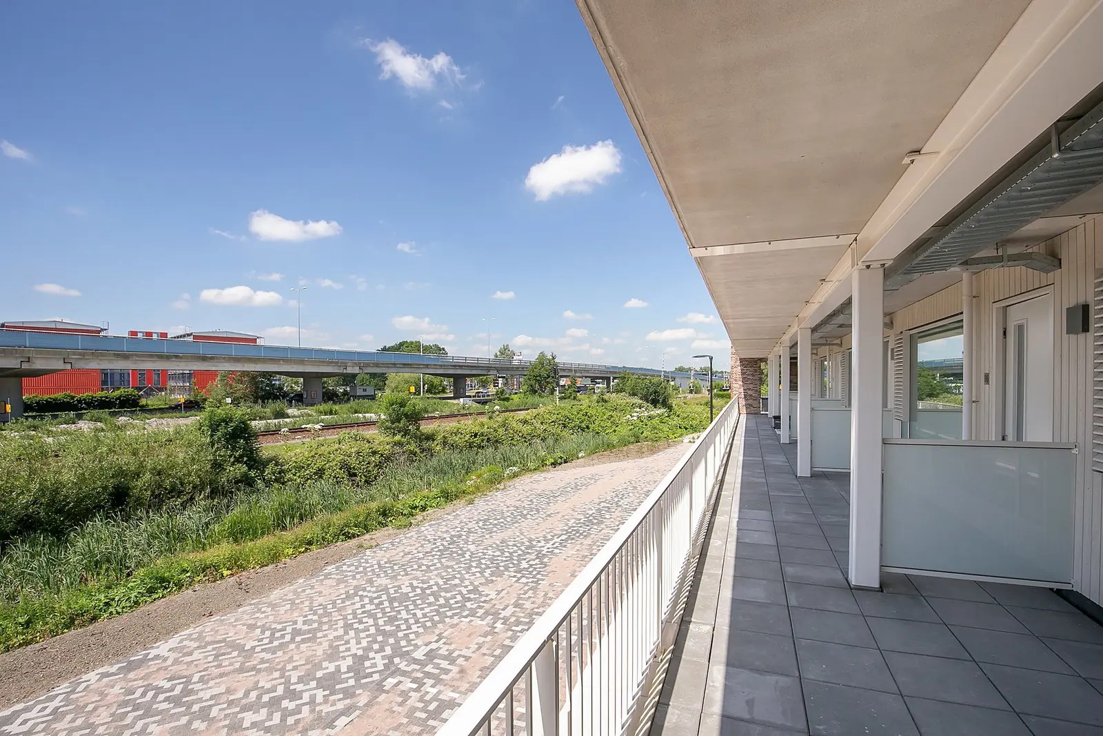 Image 19 of 26