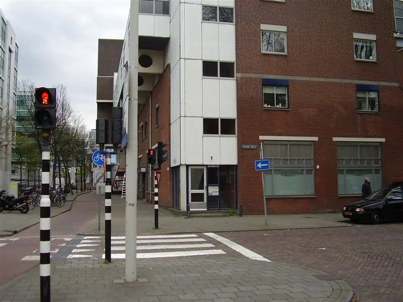 Afbeelding 1 van 8