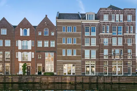 Apartment Laan door de Veste 74, Helmond - For Rent