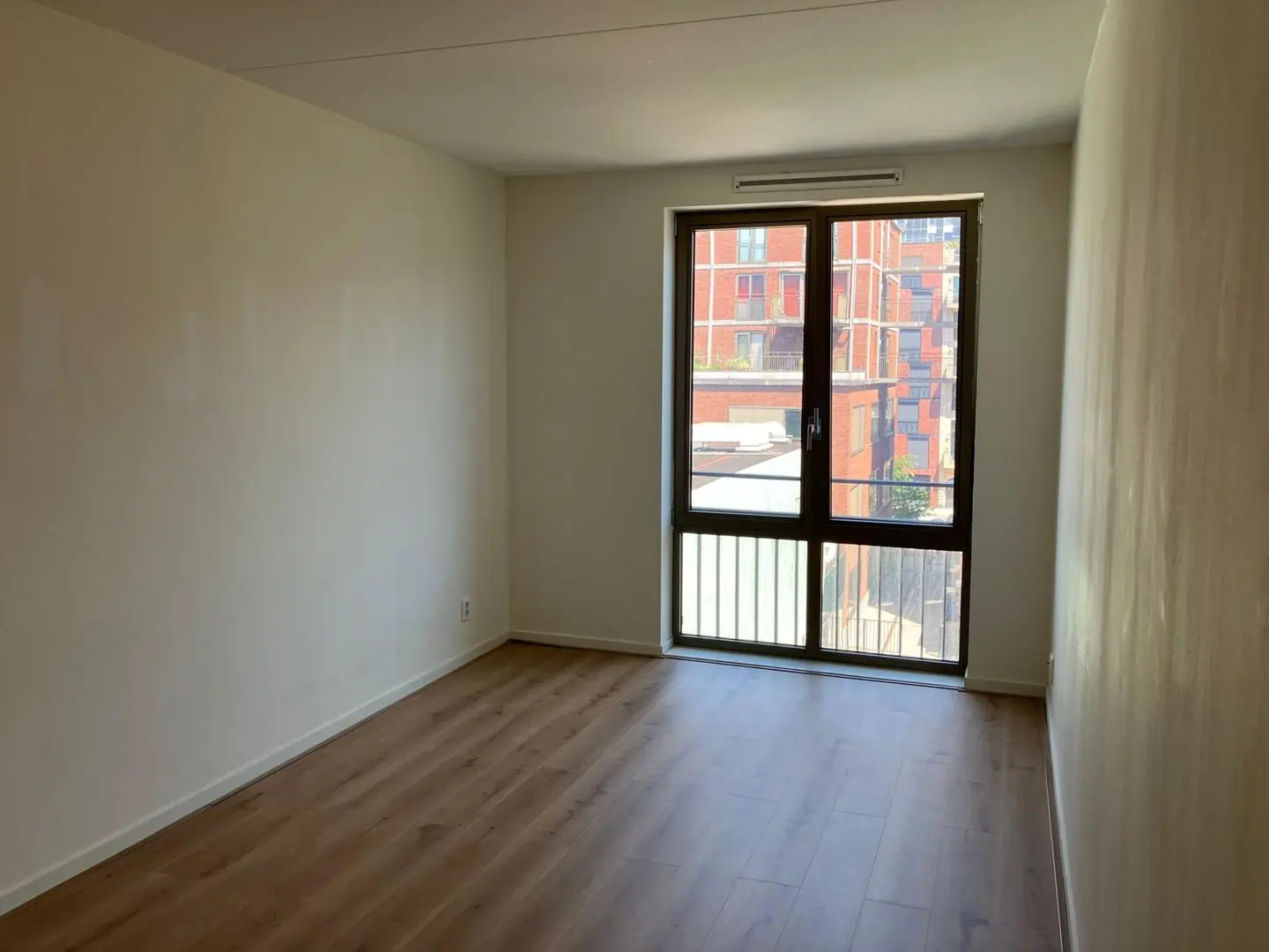 Image 19 of 30