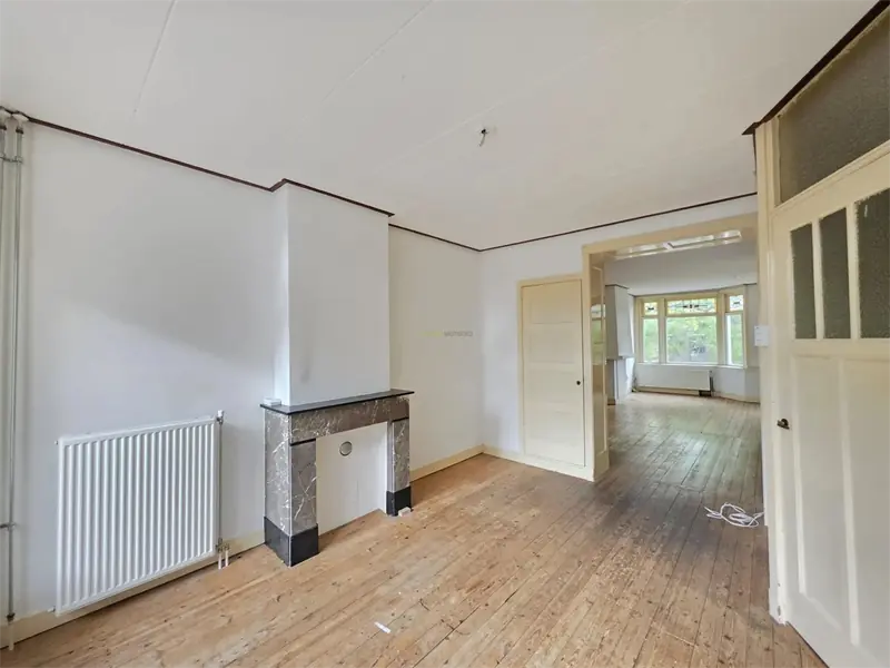 Image 6 of 13