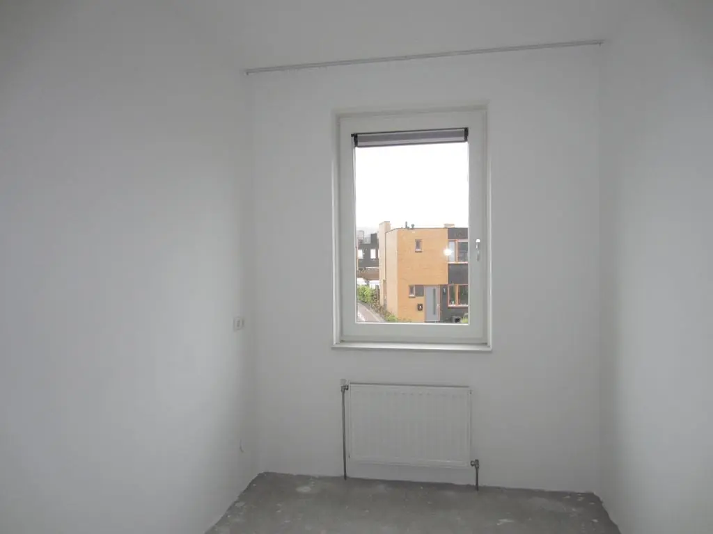 Image 8 of 11